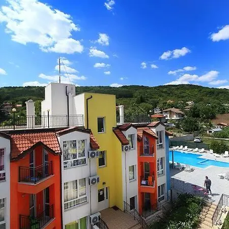 Apartment Modern Delux In Flowers&pool Private Complex