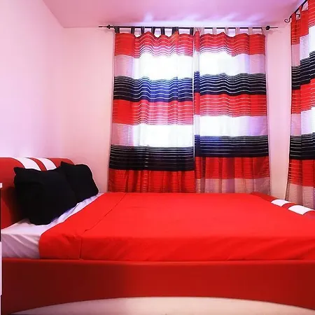 Modern Delux In Flowers&pool Private Complex Apartment *