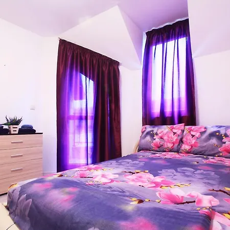 Apartment Modern Delux In Flowers&pool Private Complex