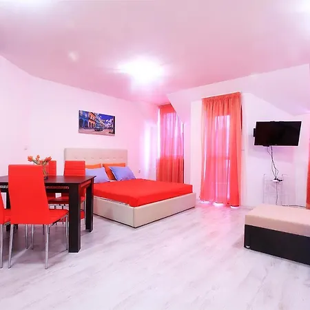 Apartment Modern Delux In Flowers&pool Private Complex Balchik