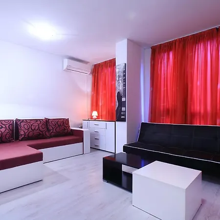 Modern Delux In Flowers&pool Private Complex Apartment
